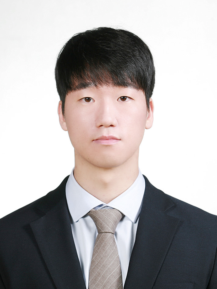 김민홍